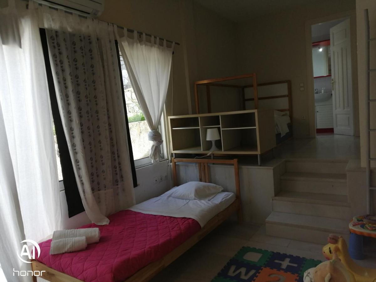 Markópoulon Artemis Villa Near Athens Airport מראה חיצוני תמונה
